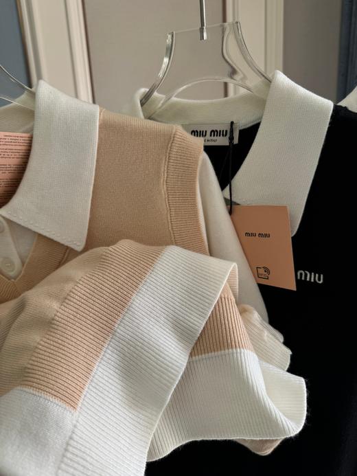 点此购买 缪缪夏季翻领polo假两件针织衫短袖T恤 mp 343619 商品图14