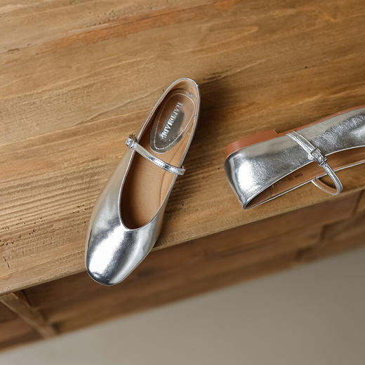 （老板自留）火桐hooton 平底1cm小羊皮玛丽珍单鞋 商品图3