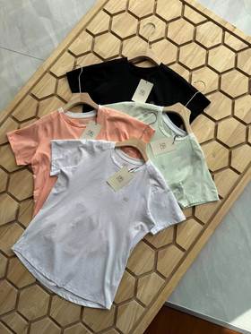 F032764女款休闲百搭无缝一体织圆领日常上衣针织短袖T恤