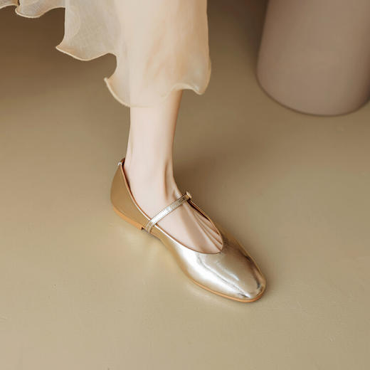 （老板自留）火桐hooton 平底1cm小羊皮玛丽珍单鞋 商品图1