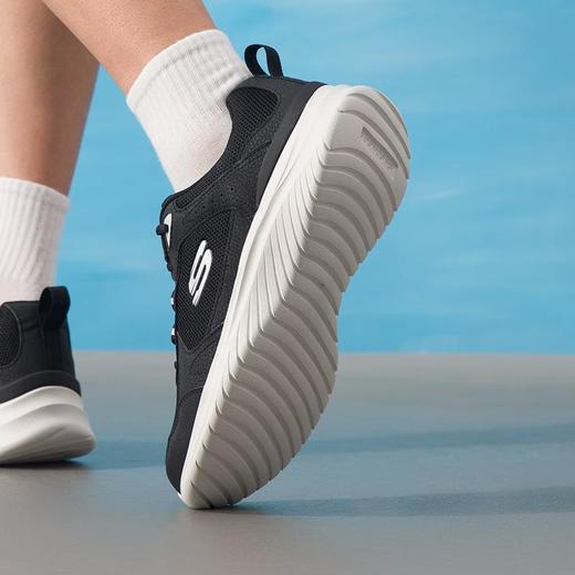 Skechers斯凯奇 男跑步鞋 8790357-BLK 商品图3
