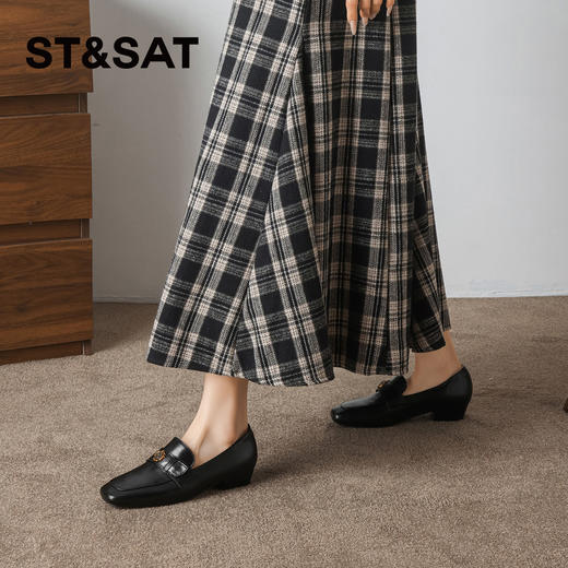 星期六26春新款英伦风山茶花粗跟乐福鞋SSE1112C9B 商品图2