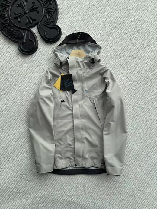 F0327107巨人岛户外运动防泼水防风硬壳冲锋衣男款外套 商品图5