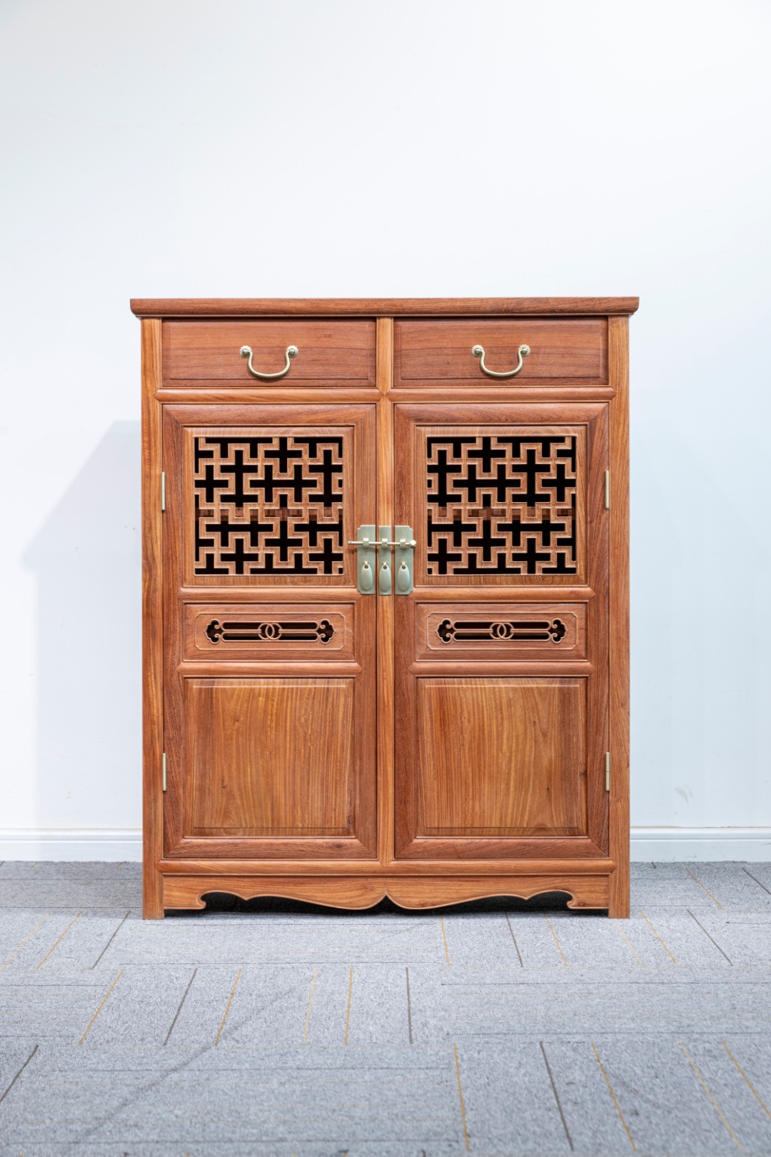 红桥红  家具严选  缅甸花梨（大果紫檀）  【108 万字纹 鞋柜】