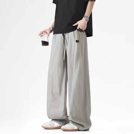 F032730新款美式宽松阔腿裤百搭运动休闲拖地工装纯色伞兵裤 商品图5