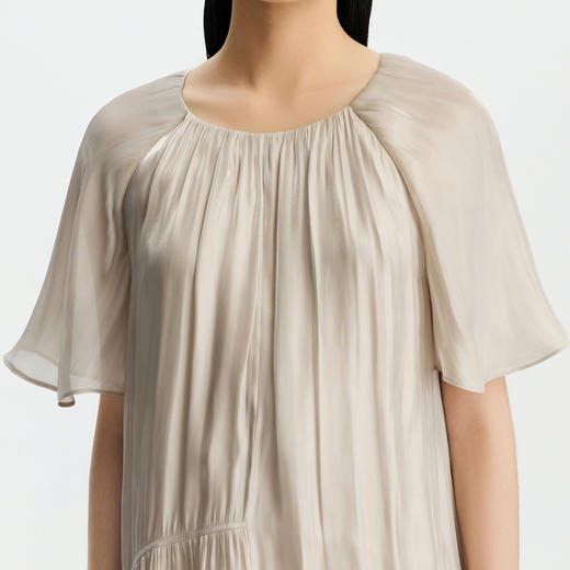 PURE TOUCH女26春夏新款连肩飞飞袖连衣裙珠光微闪抽褶度假中长裙 商品图2