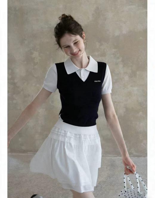 点此购买 缪缪夏季翻领polo假两件针织衫短袖T恤 mp 343619 商品图3