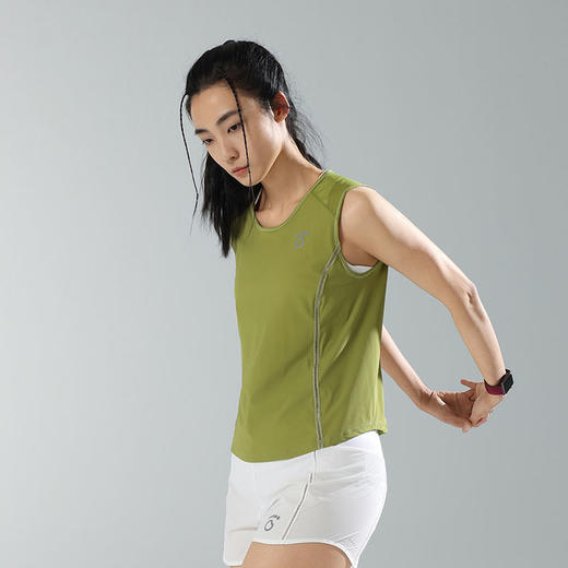 马孔多 | 芭蕾舞者蕾丝运动套装女 凉感速干高弹跑步健身背心短裤 商品图3