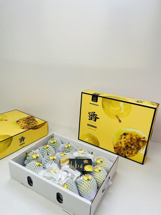 桂蜜5号黄金百香果，独特花香味，甜度更高，水分更足！ 商品图1