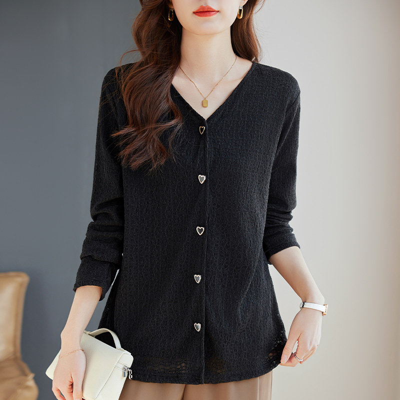 大码V领蕾丝打底衫女2026年新款高级感中长款上衣胖mm遮肚子宽松