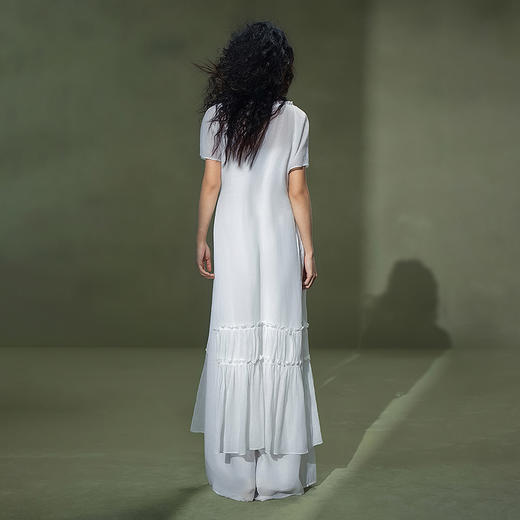 【林栖设计小店】一剪闲云|米白色苎麻宽松显瘦三件套2026夏新款花边套装1962053B 商品图3