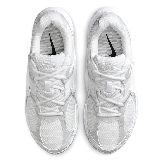 NIKE耐克 女休闲鞋 HQ7901-101 商品图2