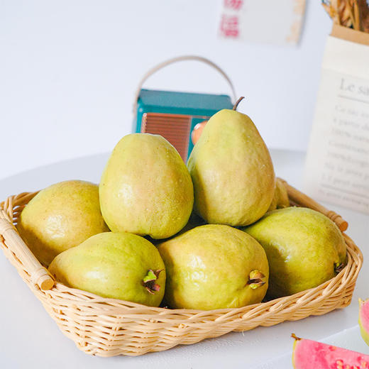 漳州树上熟奶油红心芭乐3斤彩箱 顺丰发货 商品图4