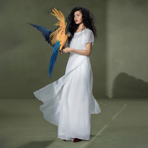 【林栖设计小店】一剪闲云|米白色苎麻宽松显瘦三件套2026夏新款花边套装1962053B 商品图4