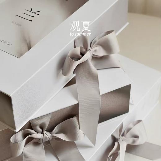 一店k （渠道正品！）3件套！仅一批！自留墙裂推荐！真的被这个高级氛围感拿捏住了！盒子打开就已经香气扑鼻了！好闻！让人舒服又治愈的那种感觉！东方香调的仪式感拉满！送礼首选！观夏新款四季香氛礼盒 商品图4