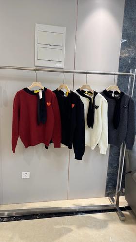 F032705春季新款温柔甜妹风丝绒蝴蝶结软糯亲肤针织圆领毛衣