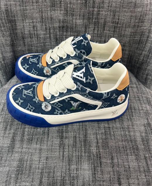 男款logo休闲鞋la 商品图0