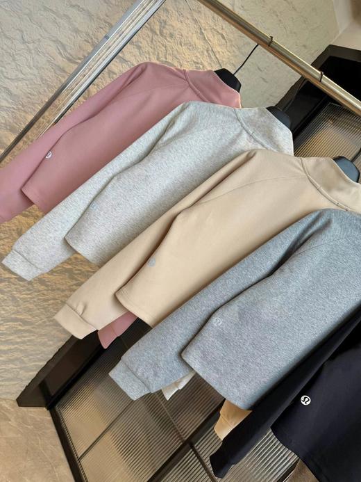 F032768春季秋季女款落肩设计立领宽松版型不松垮外套 商品图3