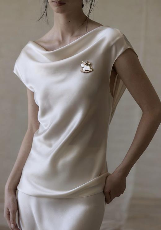 直发【一组三只】比奈鹿·开年暴富，天然贝母小马胸针 商品图4