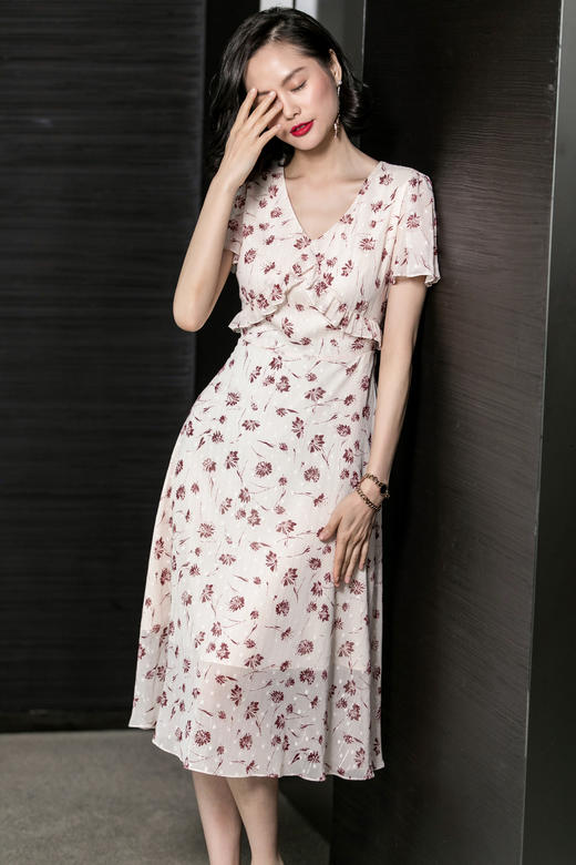 芳外v领荷叶花边连衣裙6Q19BL2080 商品图1