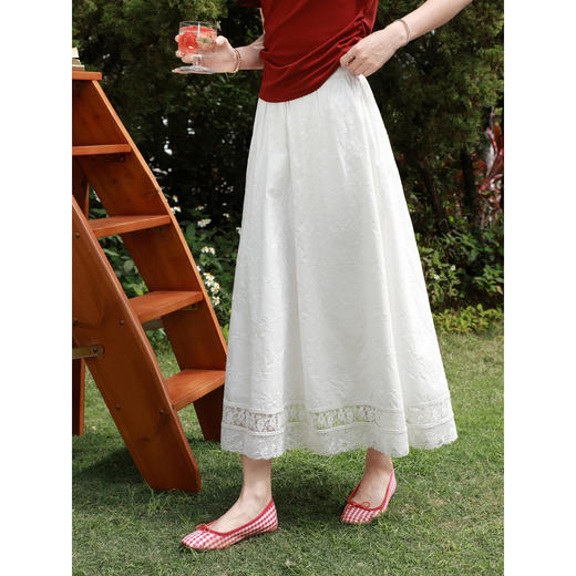 鹿向南【0331/20:00新品前1小时5折限量100件】米白色蕾丝半身裙 商品图0