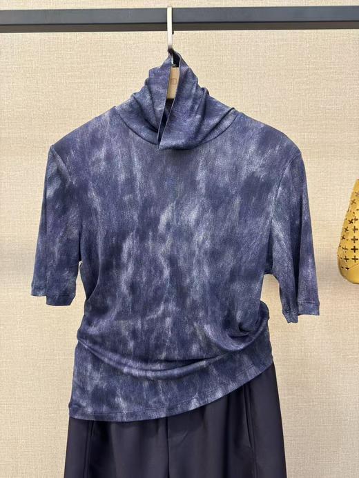 暗夜印花高领短袖 商品图4