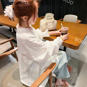 韩国订单云上舞白镂空拼接小喇叭袖T恤衫