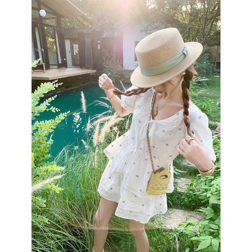 <曾小咸推荐>v领短袖衬衫女夏季娃娃衫【预售7-15天发货】 商品图2