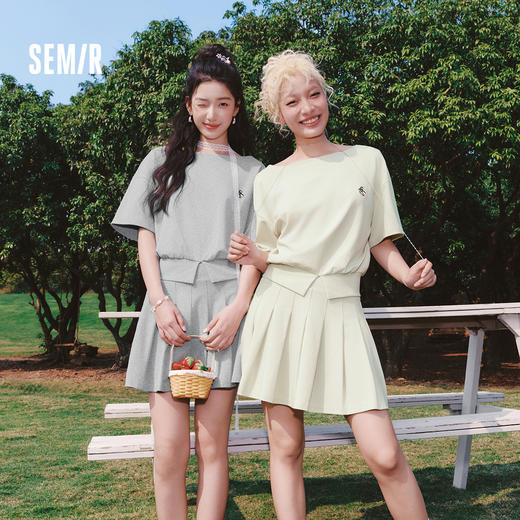 森马套装女夏季短款百褶裙斜肩开叉上衣刺绣2026新款小性感两件套 商品图0