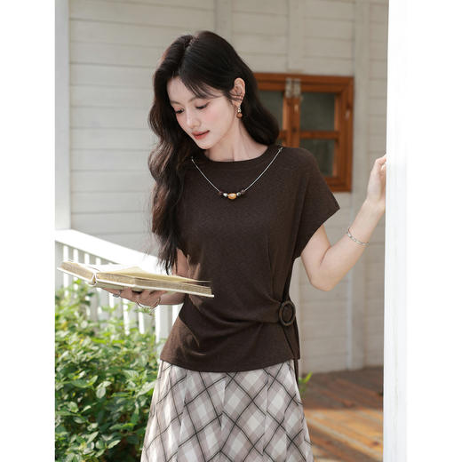 鹿向南【0330/20:00新品前一小时7折限量100件】咖色T恤 商品图0