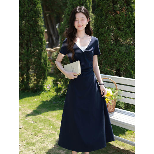 鹿向南「雾岛来信」藏青色法式短袖连衣裙夏季新款收腰A字长裙女 商品图0