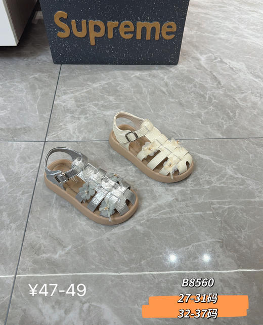 新款凉鞋B8560  27-31 32-37码 商品图0