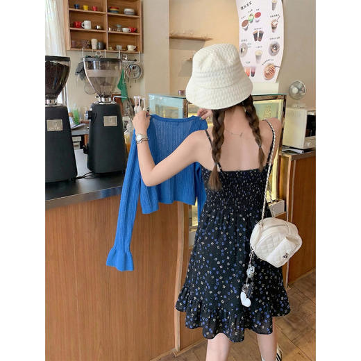 <曾小咸推荐>温柔小碎花吊带连衣裙短款【预售7-15天发货】 商品图4