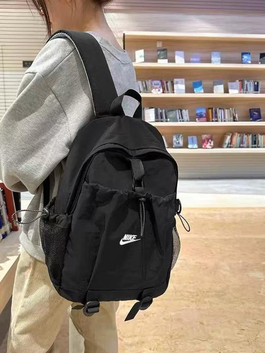 【hm1】女士运动休闲减压双肩背包！！ 商品图0