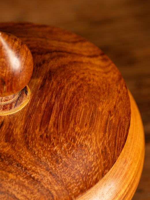 黄花梨整挖荷叶盖罐 商品图1