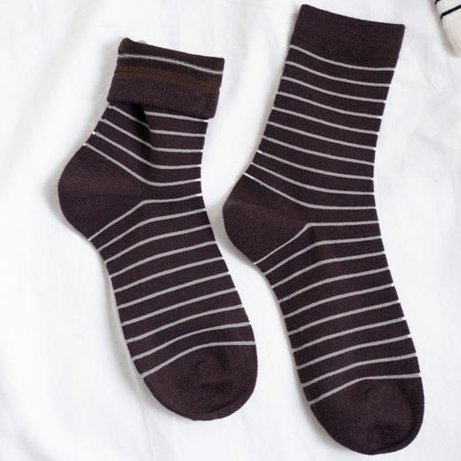 靴下物咖灰色系巴恩风条纹中筒袜子女春秋美拉德保暖堆堆袜配勃肯 商品图4