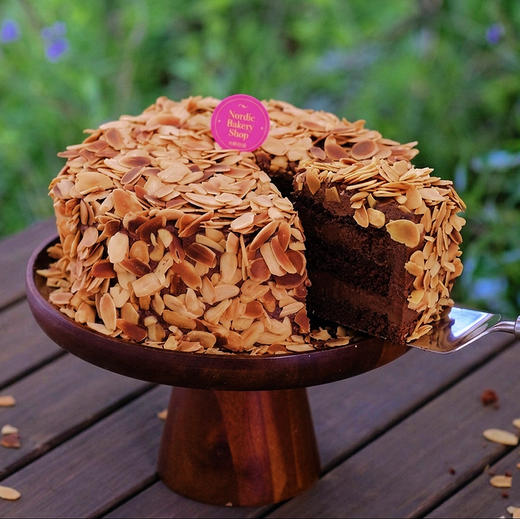 巧克力海盐杏仁片蛋糕 Chocolate Sea Salt Almond Cake 商品图0
