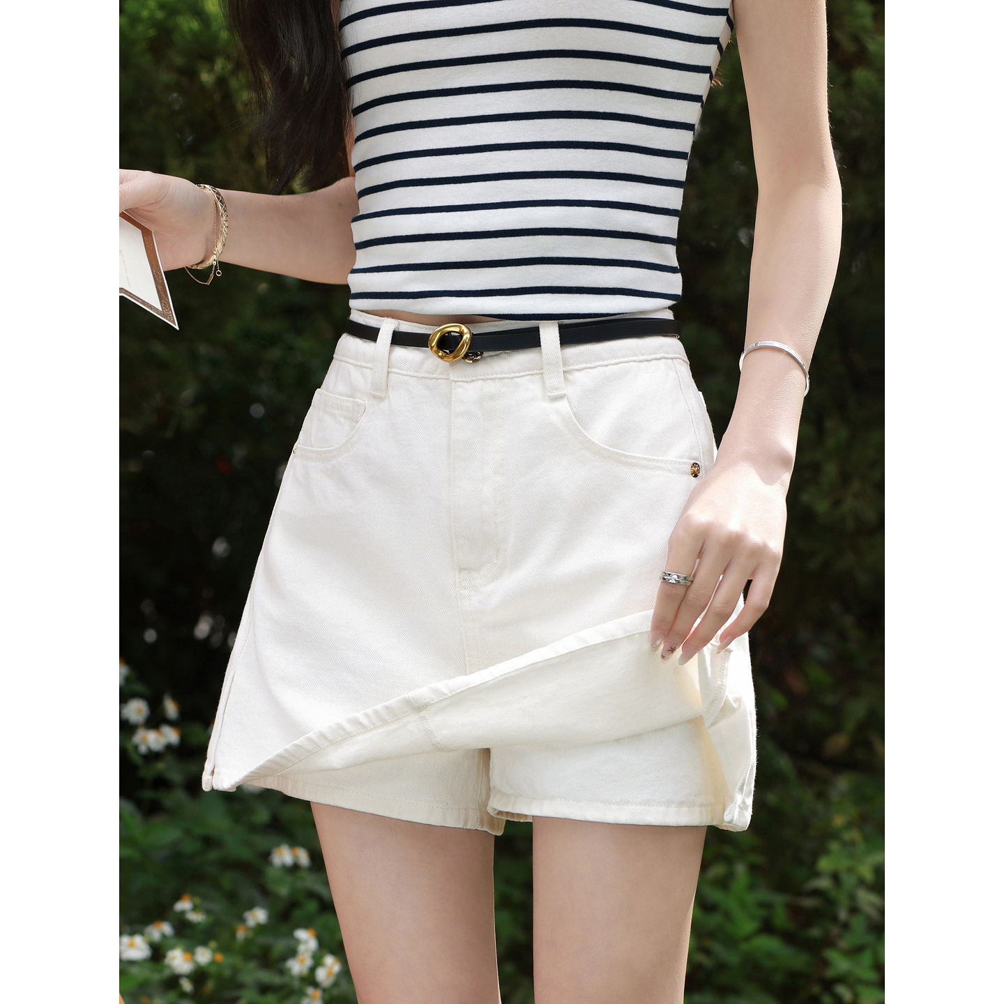 鹿向南【0330/20:00新品前一小时5折限量100件】白色半身裙