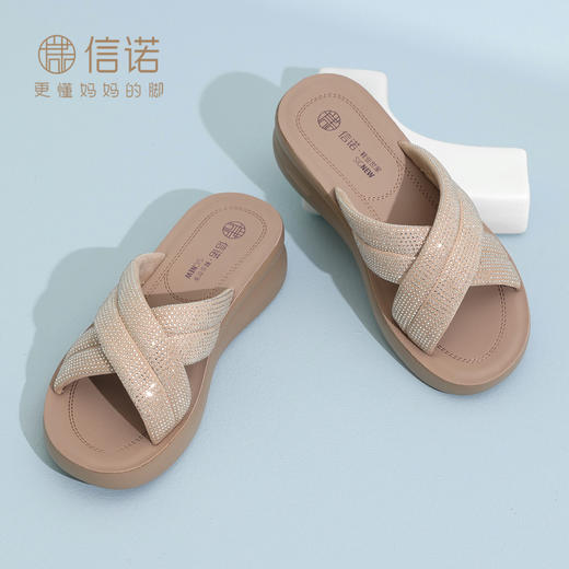 信诺妈妈鞋时尚水钻一字拖女外穿软底舒适厚底凉拖鞋2026夏季新款6L950-62 商品图3