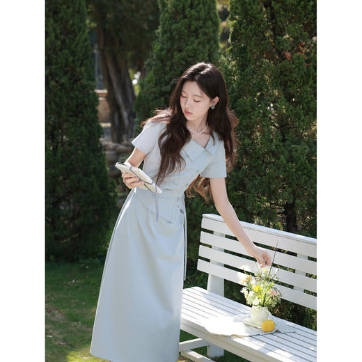 鹿向南【0331/20:00新品前1小时7折限100件】蓝色收腰短袖连衣裙 商品图3