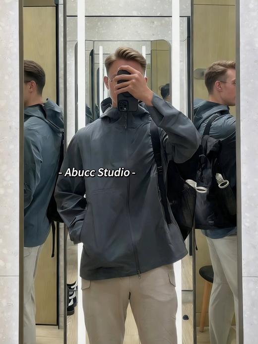 付款减库存，只有145件！！！轻量硬壳冲锋衣Lululemon City-to-Hike Waterproof Jacket 城市徒步夹克 商品图8