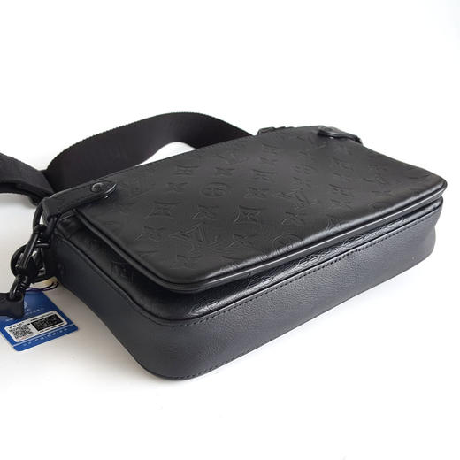 【98新闲置】LV路易威登TRIO邮差包M46602黑色全皮压花三合一TRIO邮差包斜挎包男士260326NJT37 商品图6