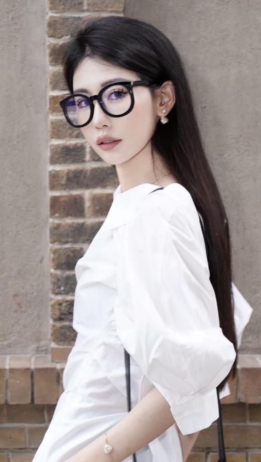 Dior 围珠爱心双珠耳钉（XTY） 商品图2