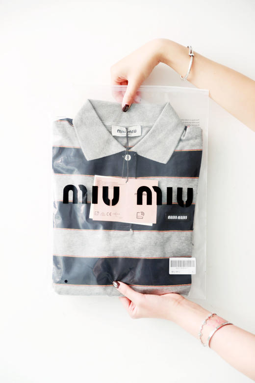 学院条纹polo衫，这个好看呢。胸口小标翻领设计女士poloE032868 商品图14