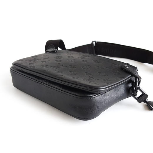 【98新闲置】LV路易威登TRIO邮差包M46602黑色全皮压花三合一TRIO邮差包斜挎包男士260326NJT37 商品图7