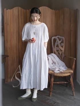 Boboutic 26SS 珍珠白织毯肌理丝麻短袖连衣裙