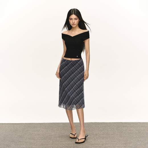 Ariseism 美式复古交叉领一字肩白色针织背心女夏季新款 商品图4