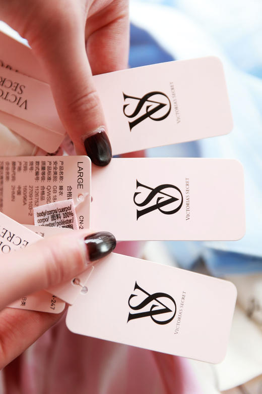 真的爱了，性感又时髦。上衣+裤子一起可外穿棉绸家居套装E032888 商品图2