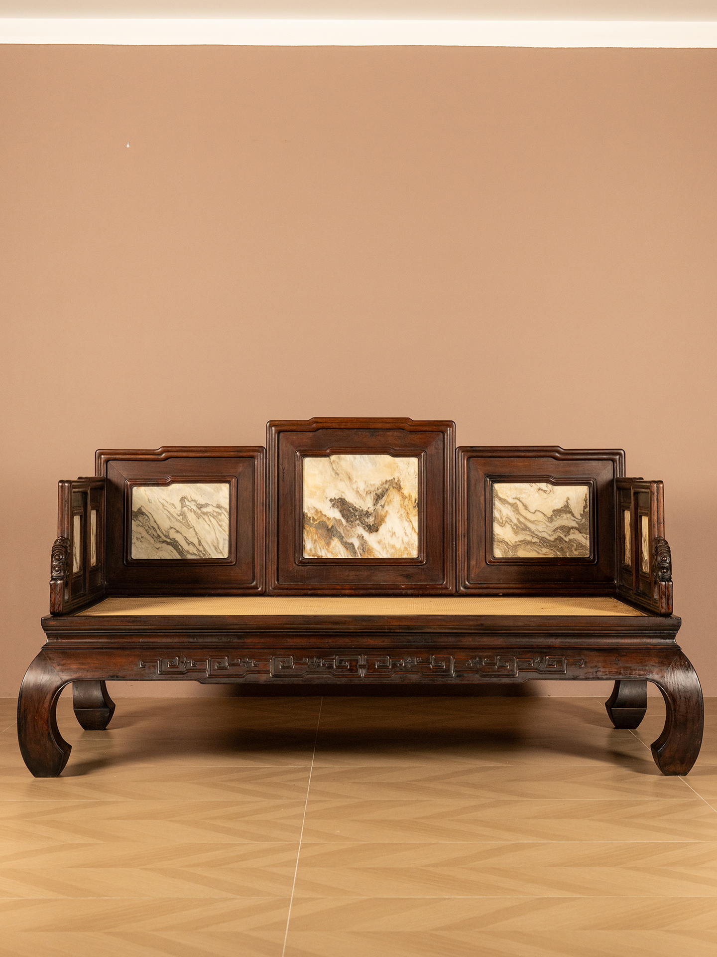 清	红木镶云石七围屏罗汉床