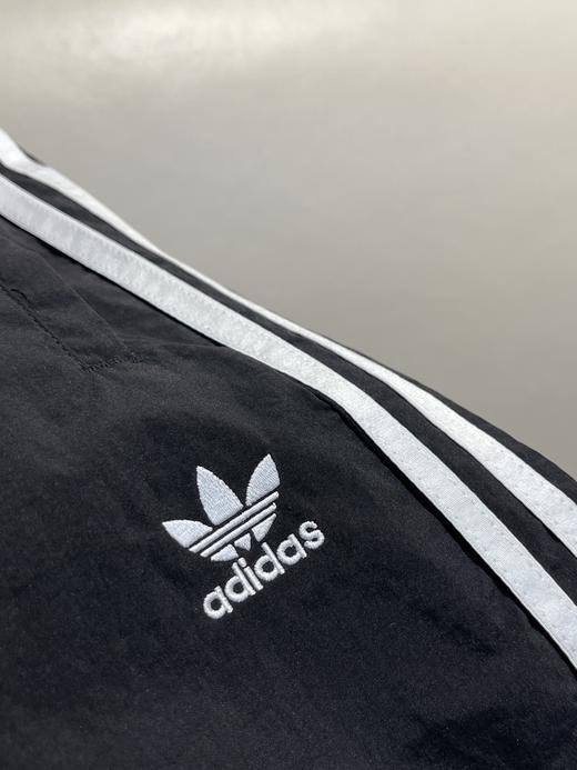 自留。Adi三叶草男女款梭织伞兵运动裤～时髦“万金油”穿搭（售后时间：签收3天内，不合适及时申请） 商品图11